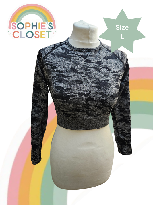 AYBL Long Sleeve Camo Seamless Sports Crop Top – Grey/Black – Size L